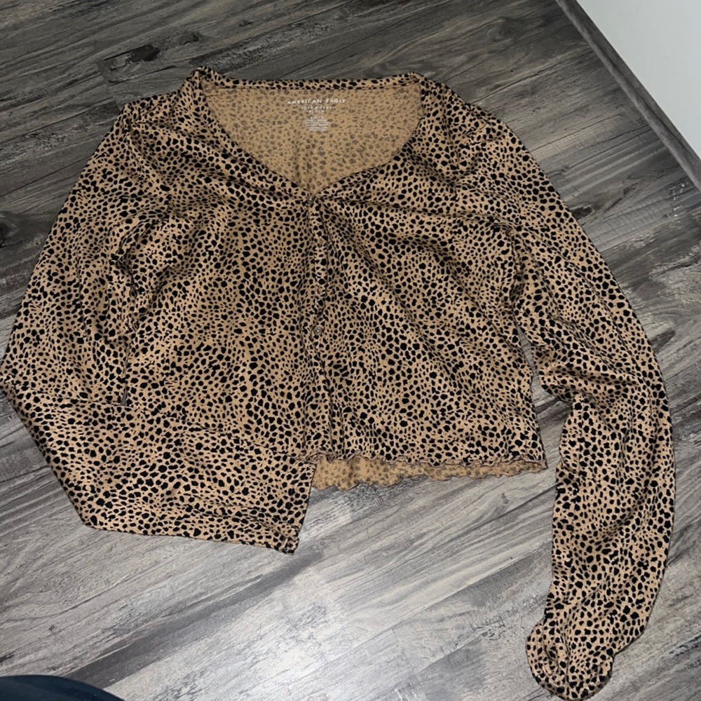 American eagle cropped “soft and sexy plush” button up cardigan. cheetah print